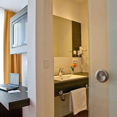 Zeppelin - Original 3* فريدريشسهافن