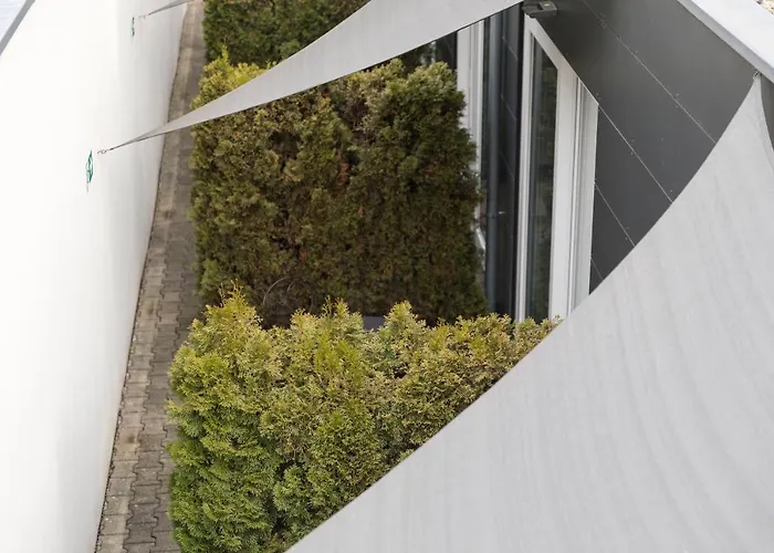 Hotel Zeppelin - Original 3*