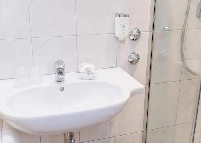 Hotel Zeppelin - Original