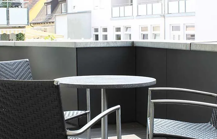 ホテル Zeppelin - Original