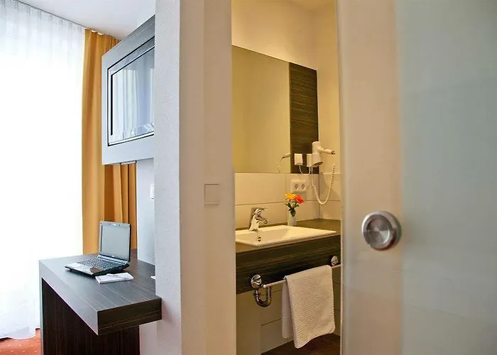 Zeppelin - Original 3* フリードリヒスハーフェン